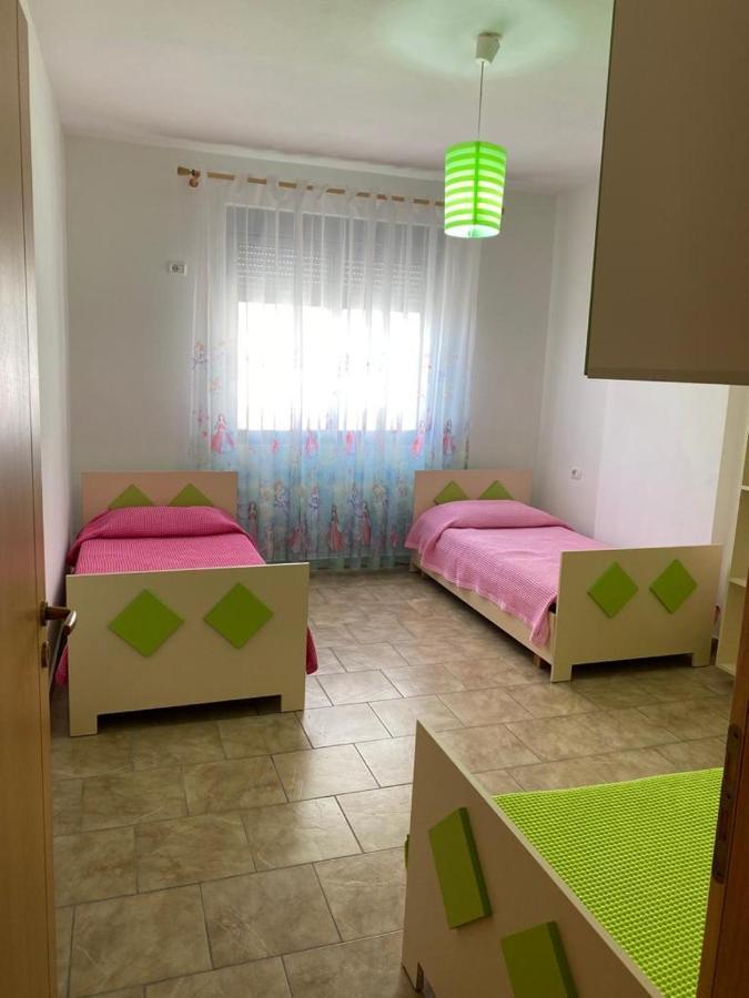 شقة Agaraj Apartament أوريكوم المظهر الخارجي الصورة